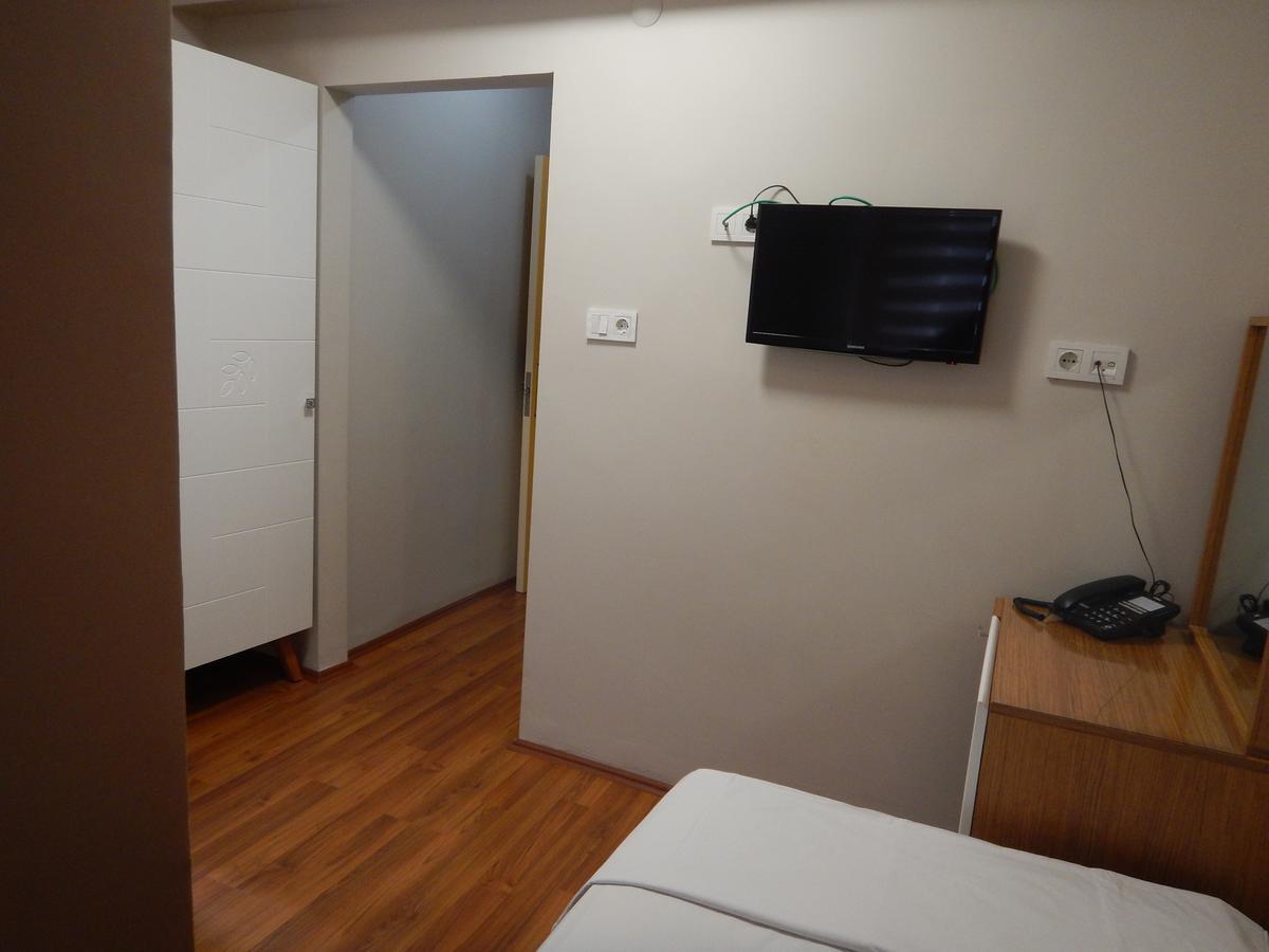 Ipek Hotel บาลึคเคสิจ ภายนอก รูปภาพ