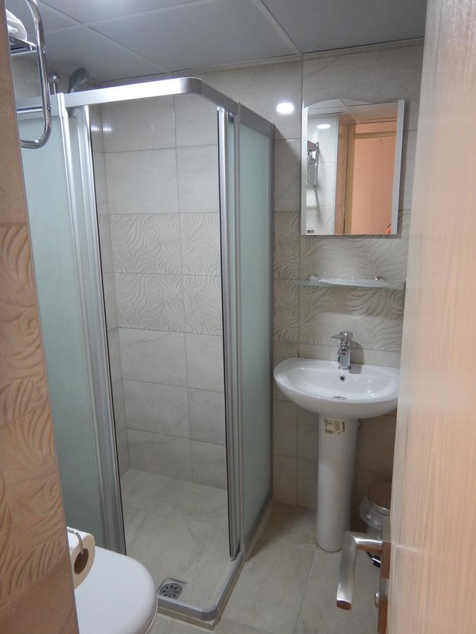 Ipek Hotel บาลึคเคสิจ ภายนอก รูปภาพ